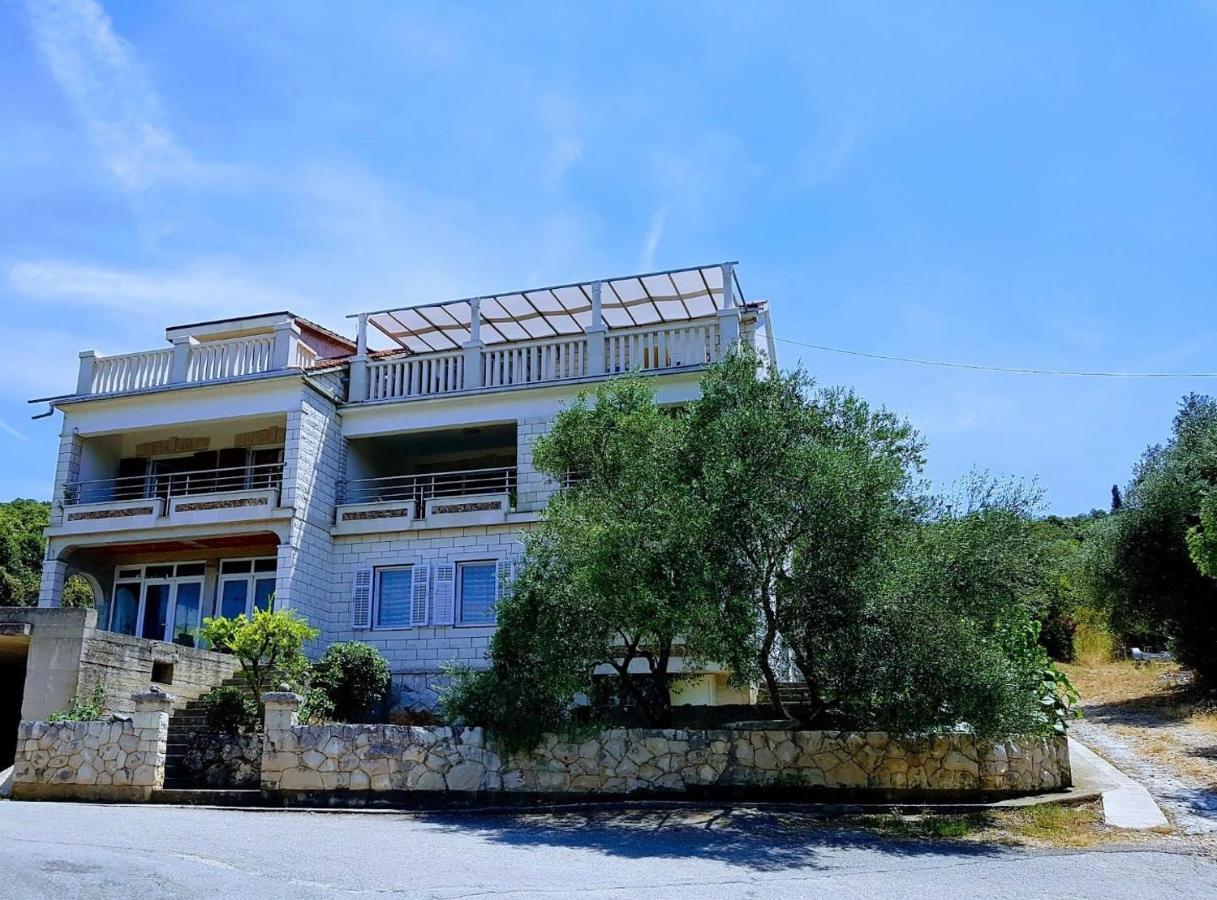 Apartmani Luka Zrnovo Exterior foto