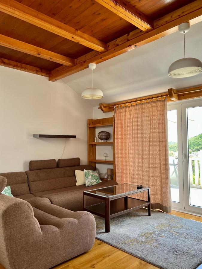Apartmani Luka Zrnovo Exterior foto